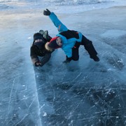 игры детей на льду